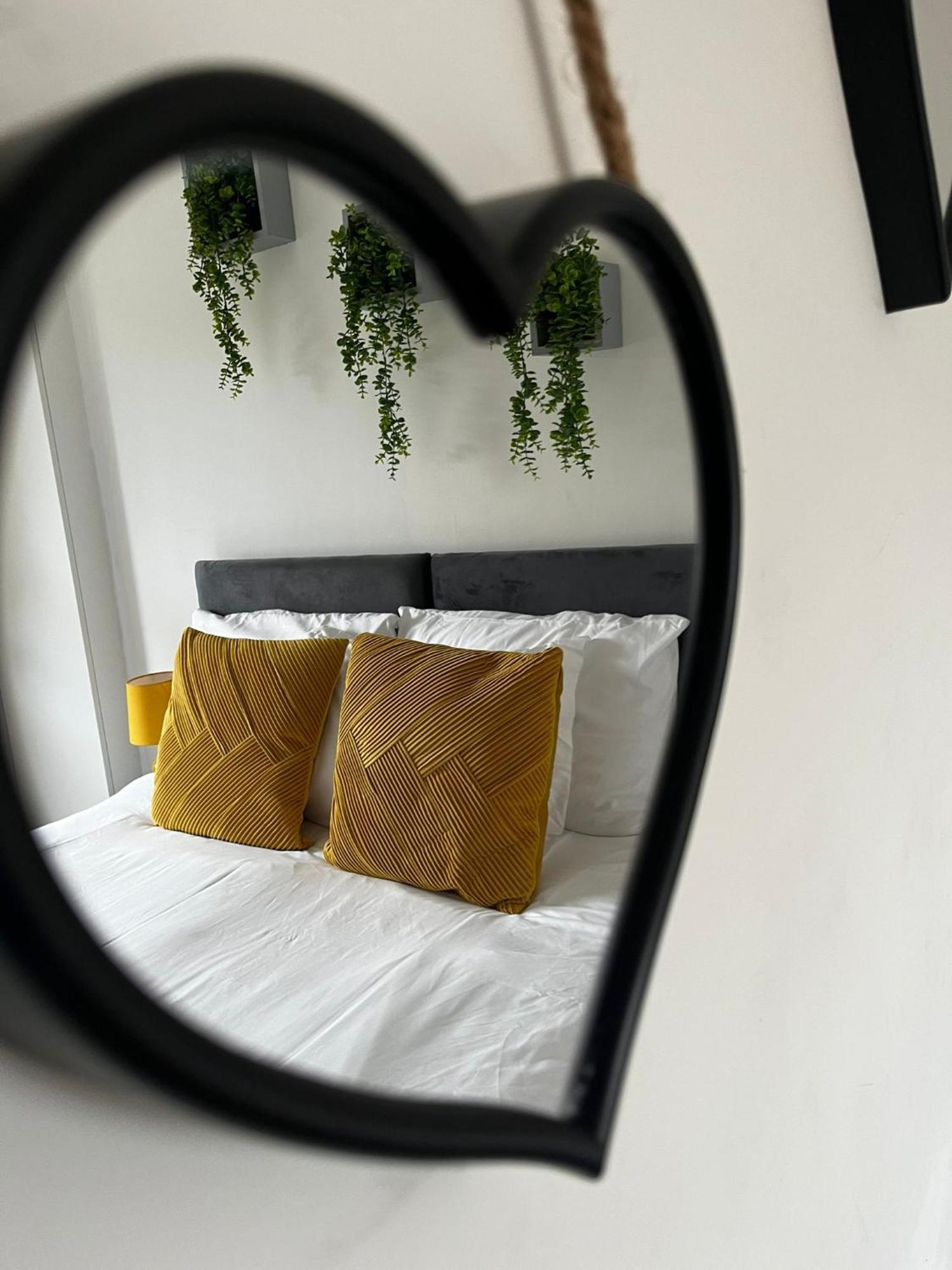 Dundee Football Stadium Apartment エクステリア 写真